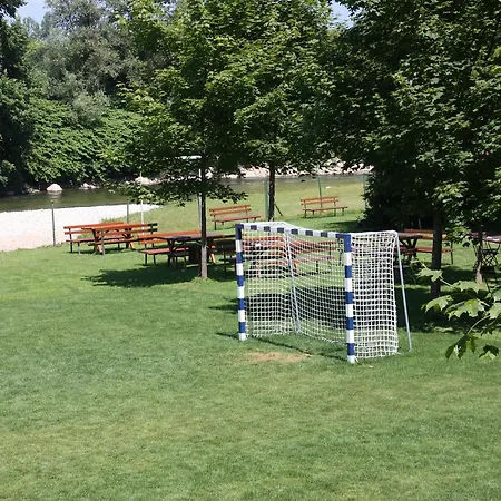 Pri Peclju 3* Podgrad (Osrednjeslovenska)