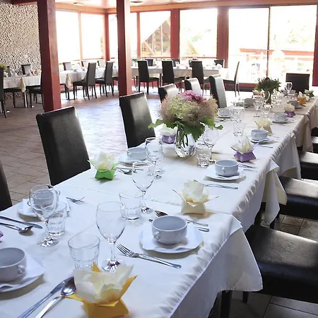 Pri Peclju 3* Podgrad (Osrednjeslovenska)