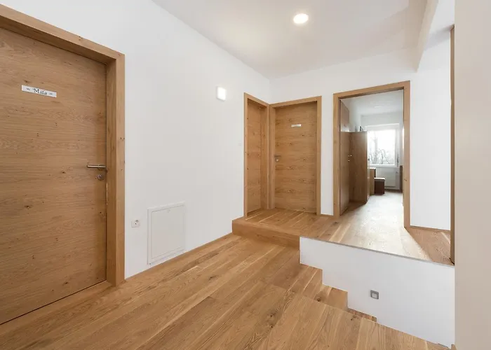 Pri Peclju 3* Podgrad (Osrednjeslovenska)