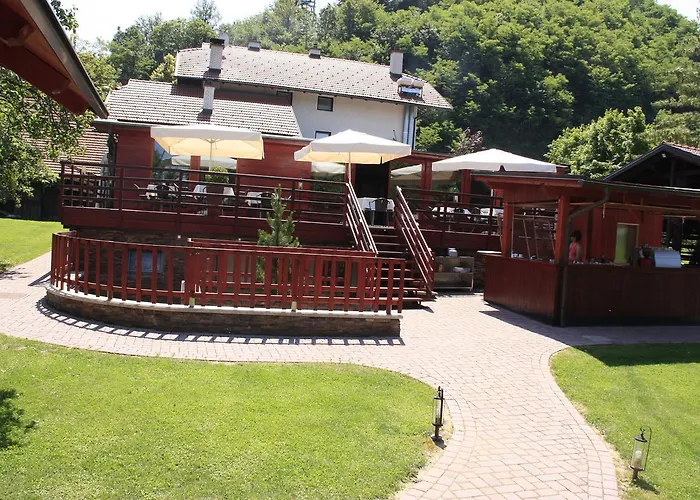 Pri Peclju 3* Podgrad (Osrednjeslovenska)